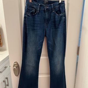 Mother Denim Weekender Fray Size 27
